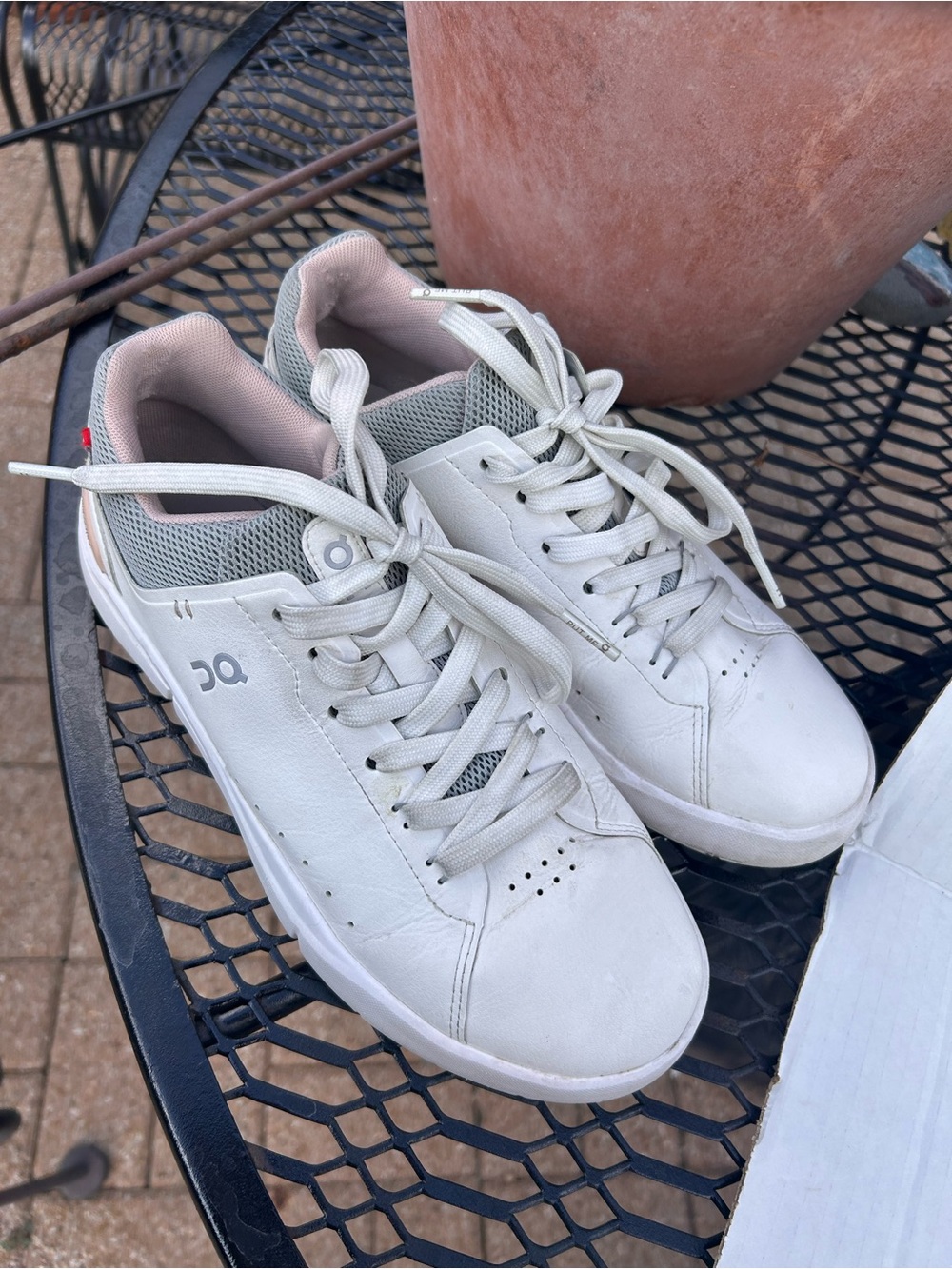 On Cloud The Rodger Advantage White/Rose size 7.5